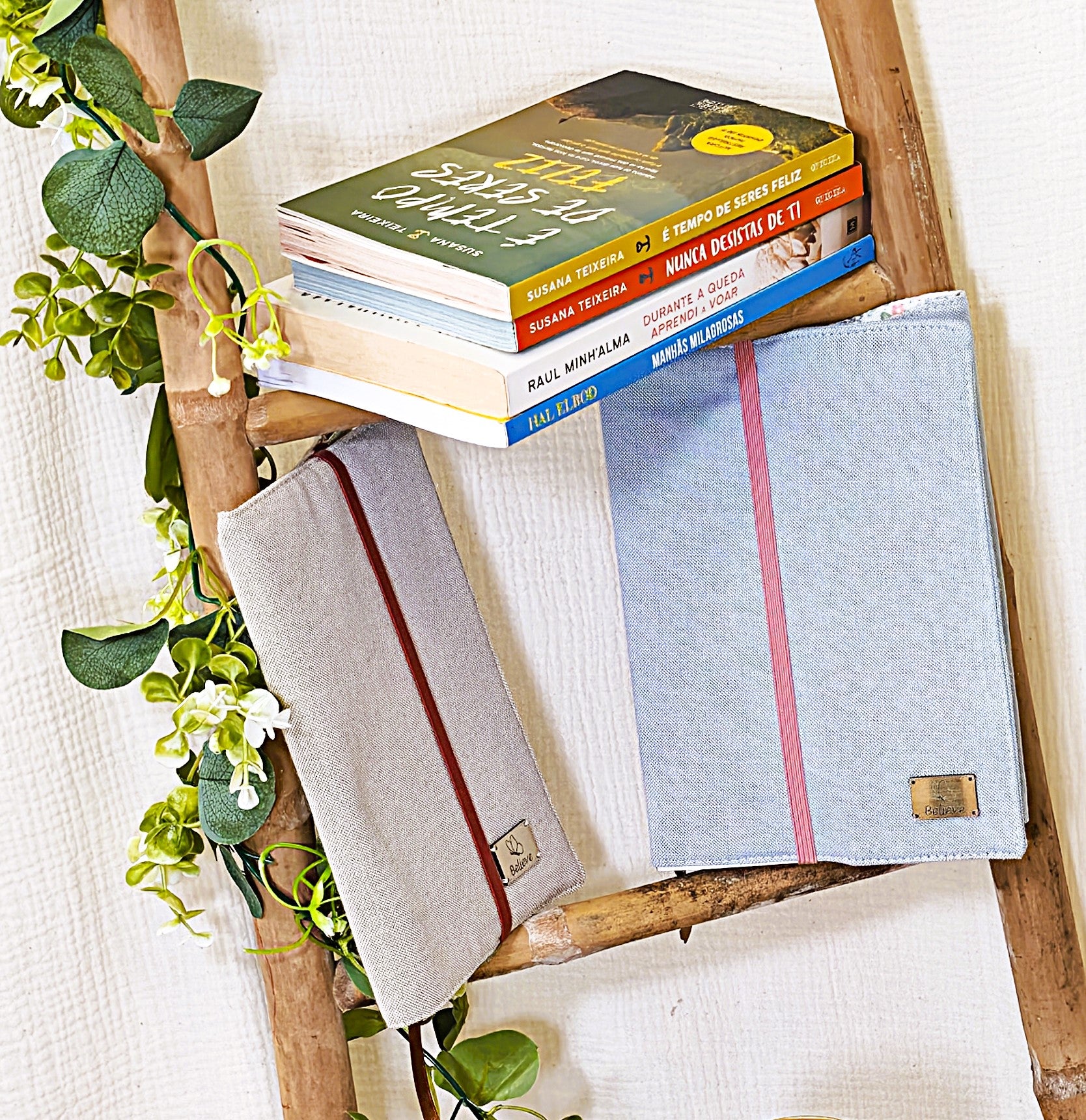 CozyRead - Adjustable Book Cover - Alentejo Linen