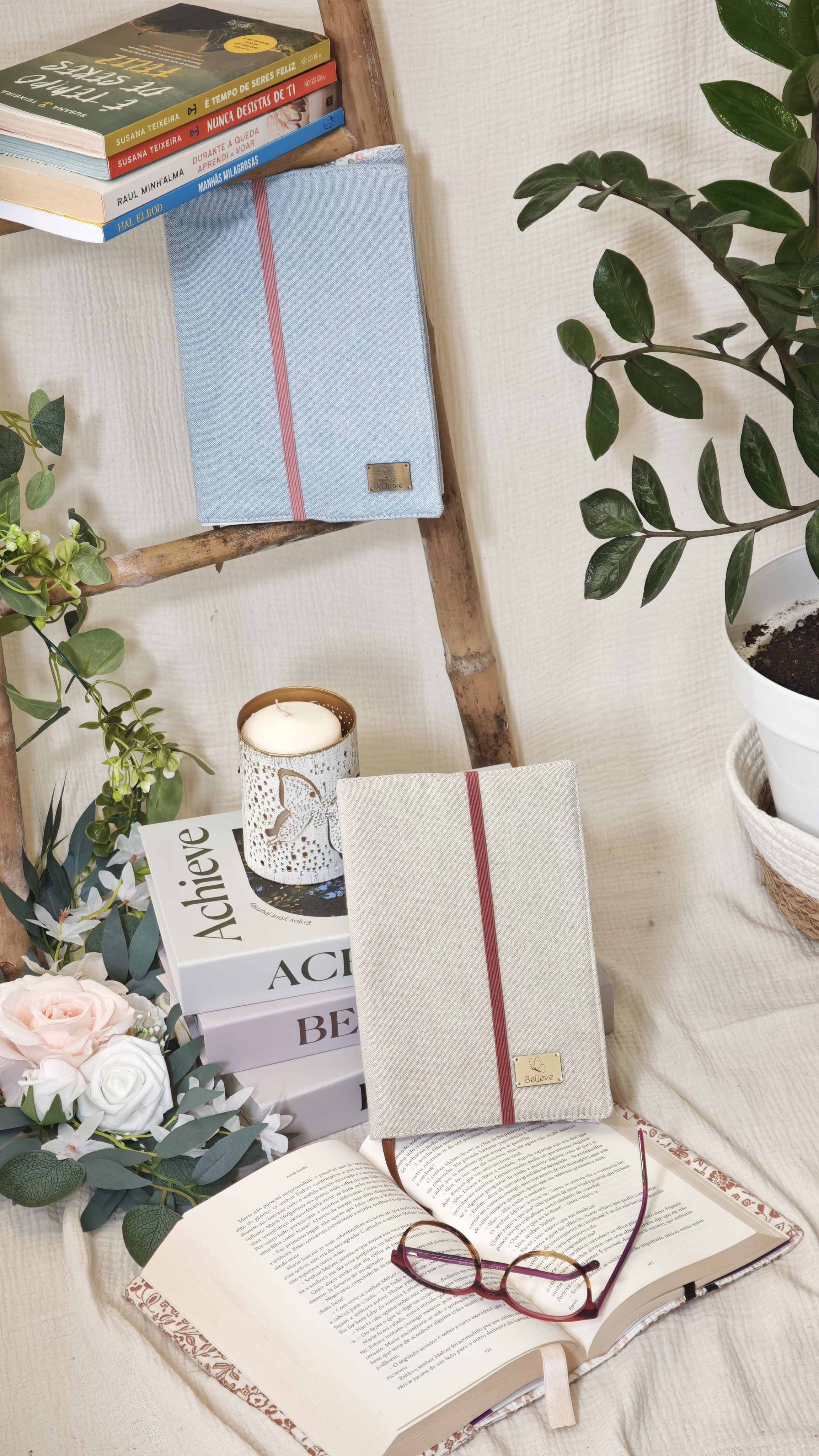 CozyRead - Adjustable Book Cover - Alentejo Linen