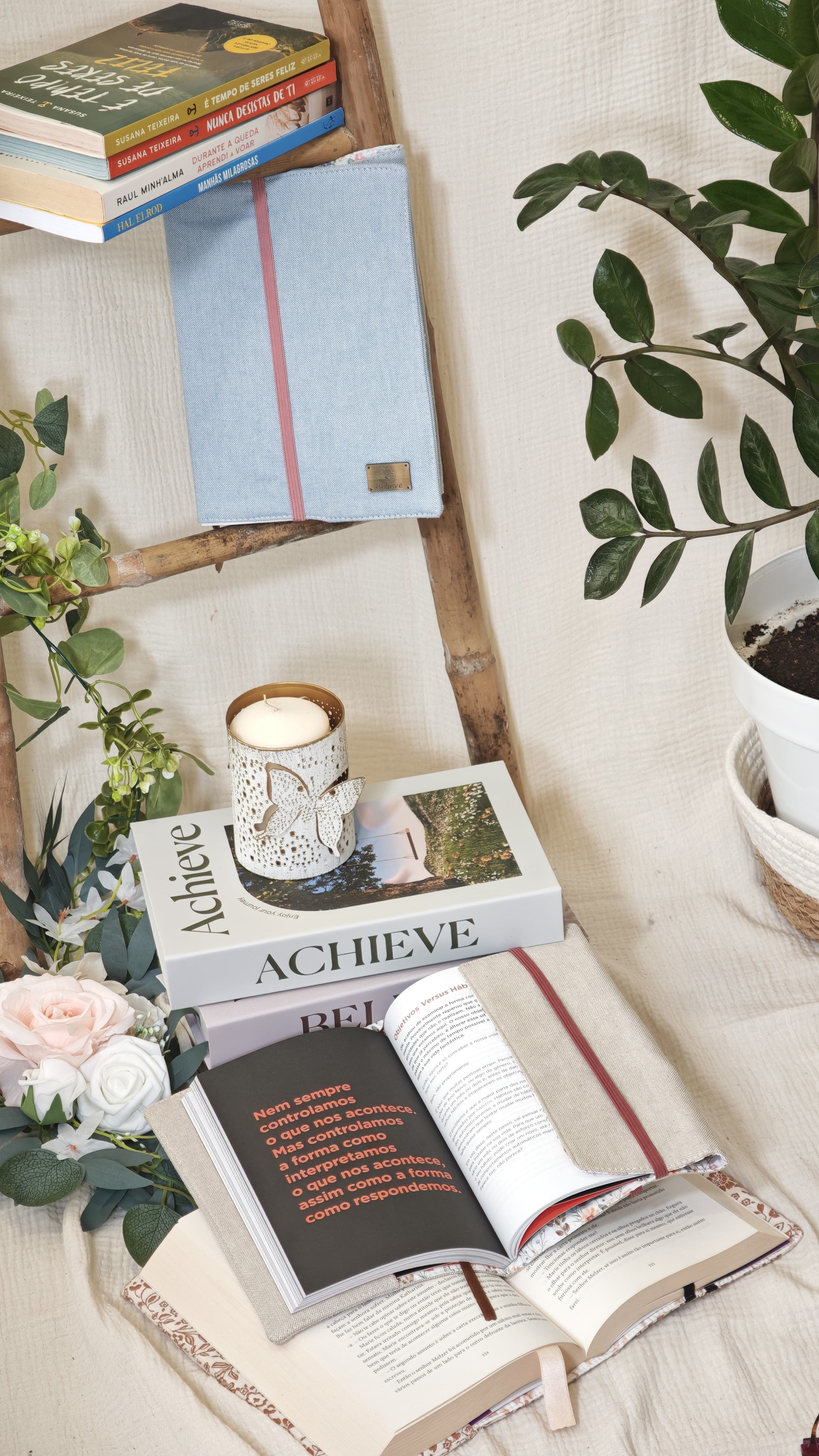 CozyRead - Adjustable Book Cover - Alentejo Linen