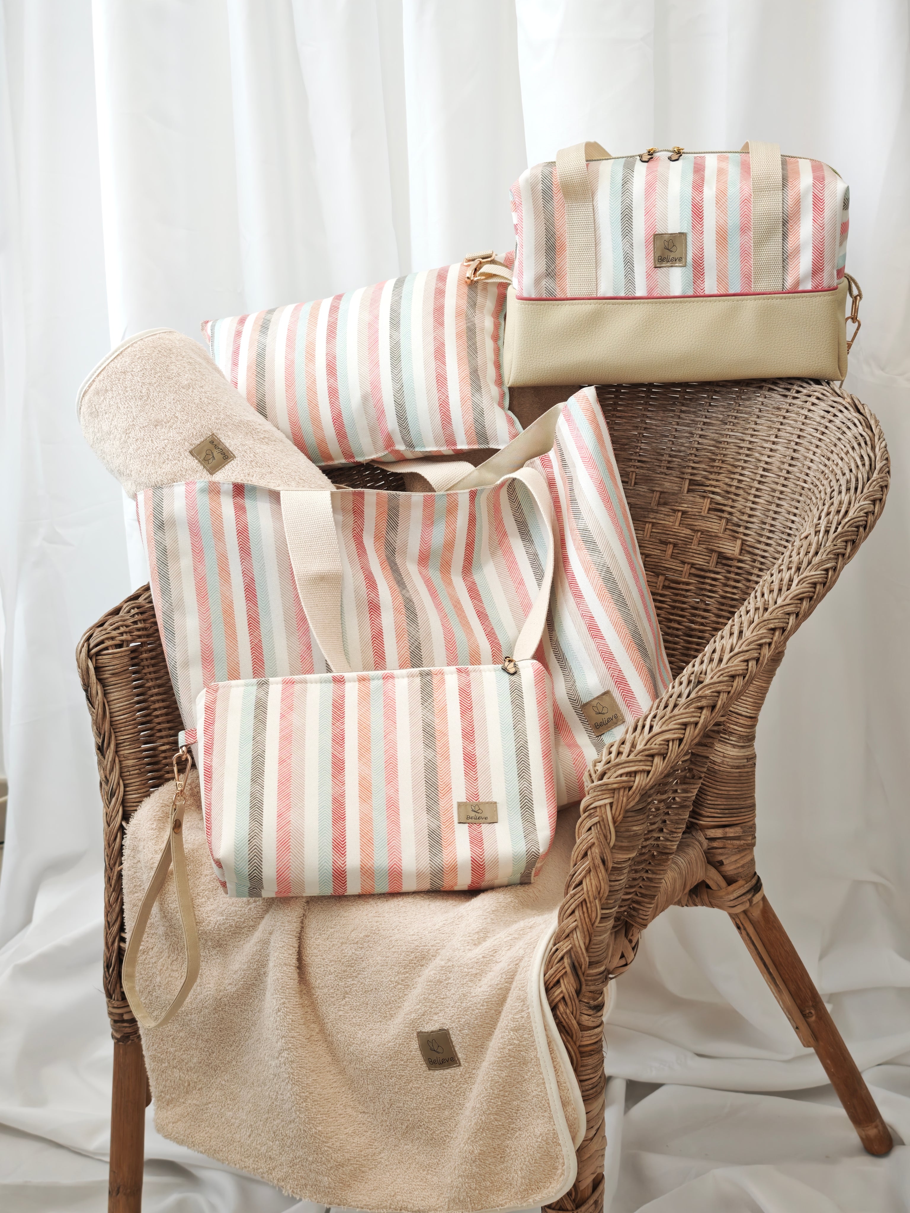 Sunset Clutch - Toiletry Bag with Hand Strap