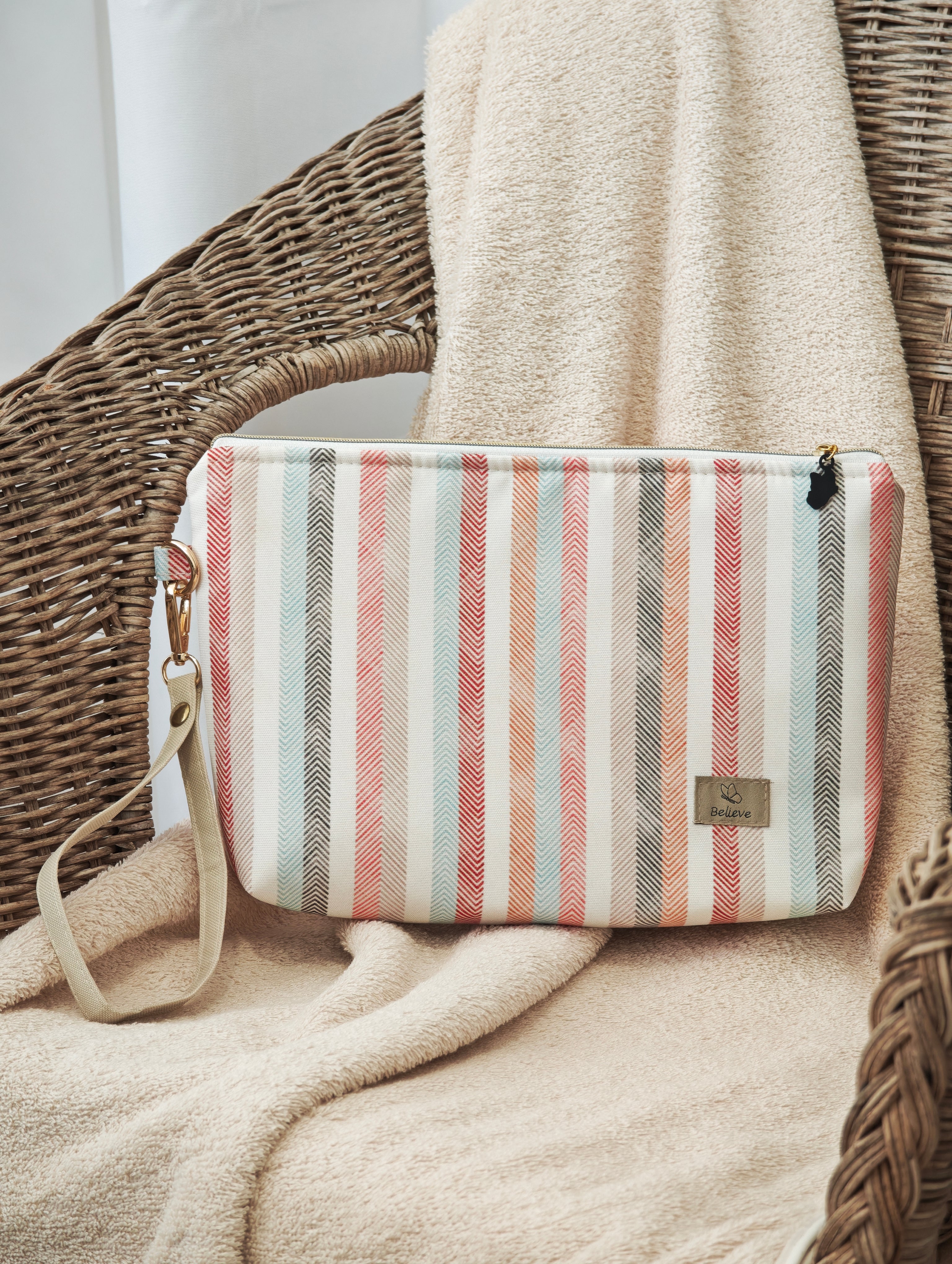 Sunset Clutch - Toiletry Bag with Hand Strap