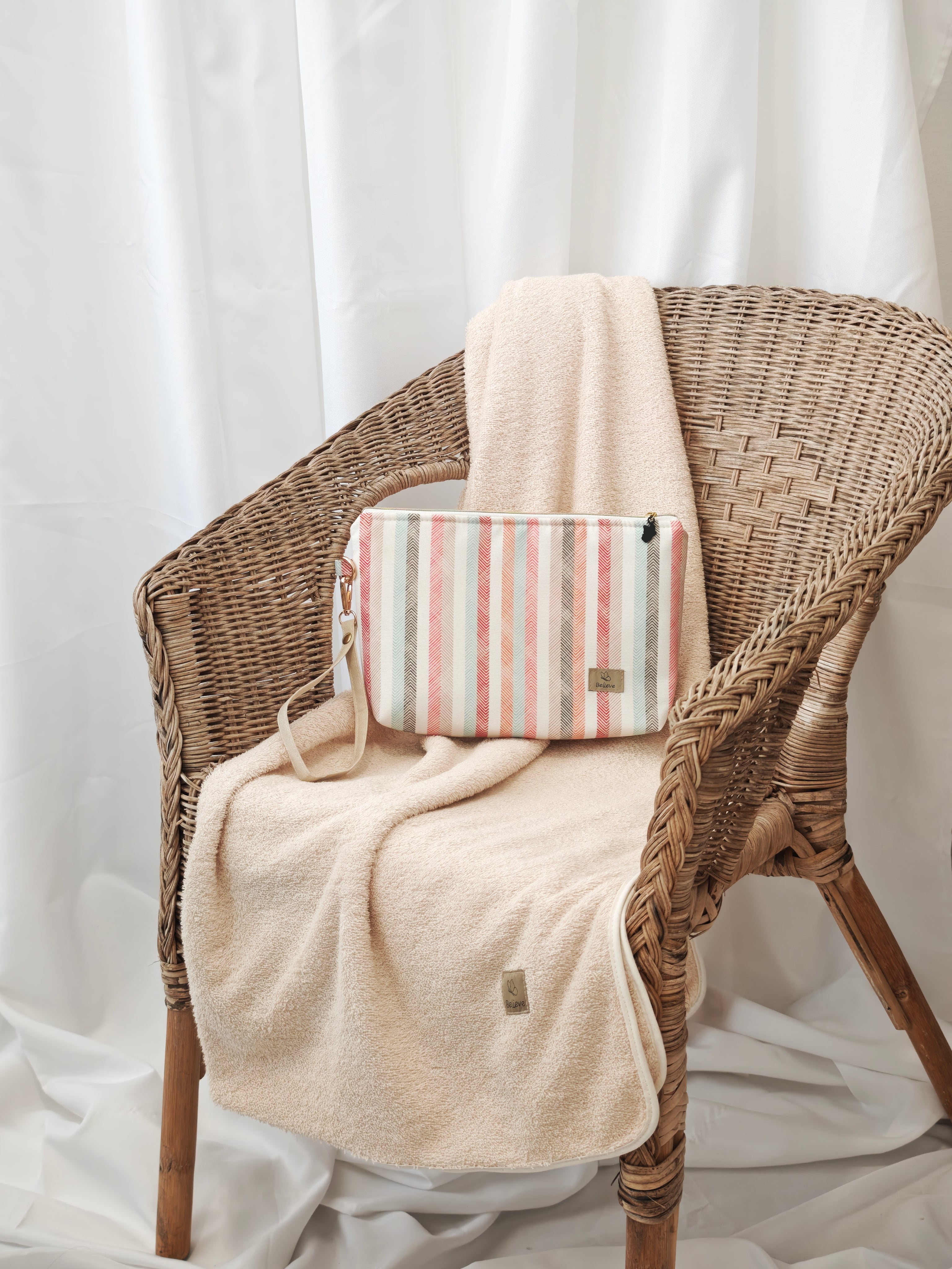 Sunset Clutch - Toiletry Bag with Hand Strap