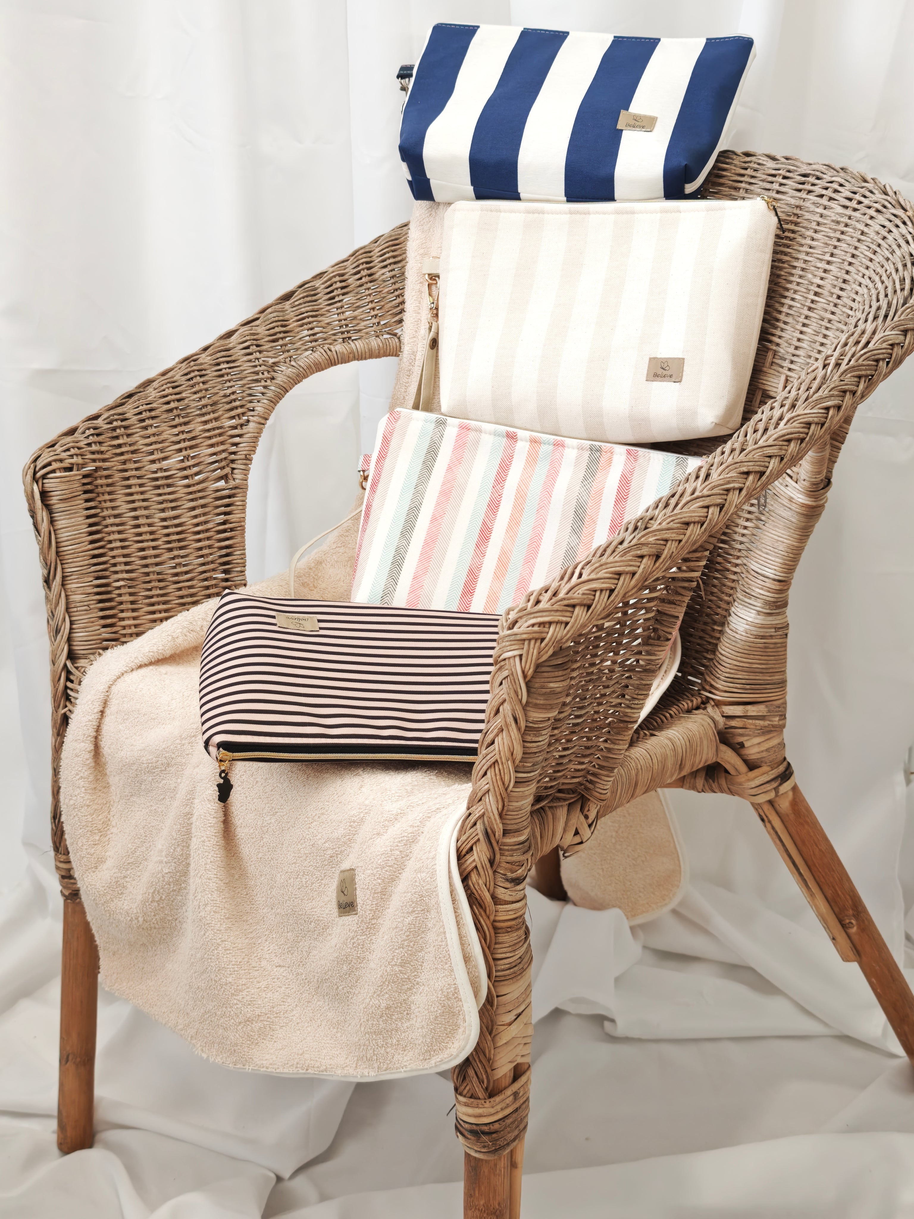 Sunset Clutch - Toiletry Bag with Hand Strap